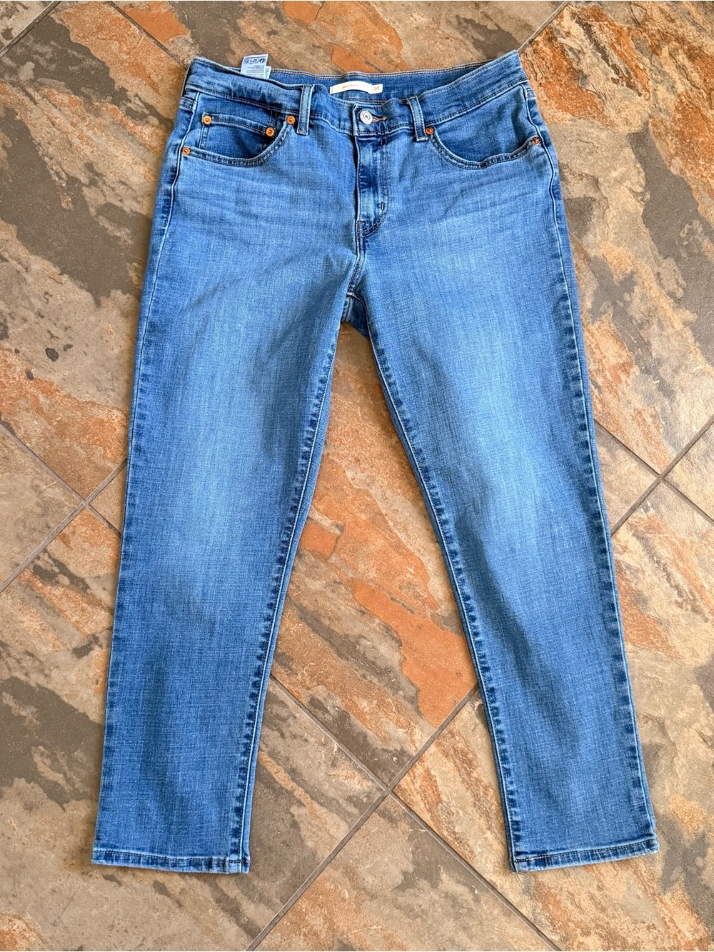 Levi’s Boyfriend Jeans, Women’s Size 30 - Picture 4 of 10